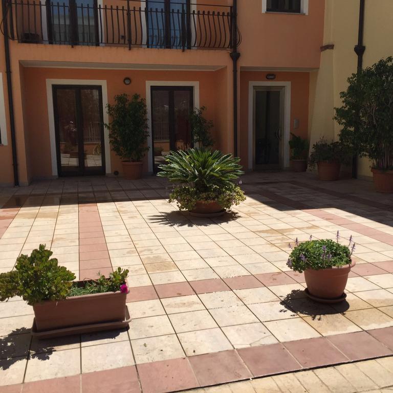 Bertolottu Residence Apartments Tortoli Bagian luar foto